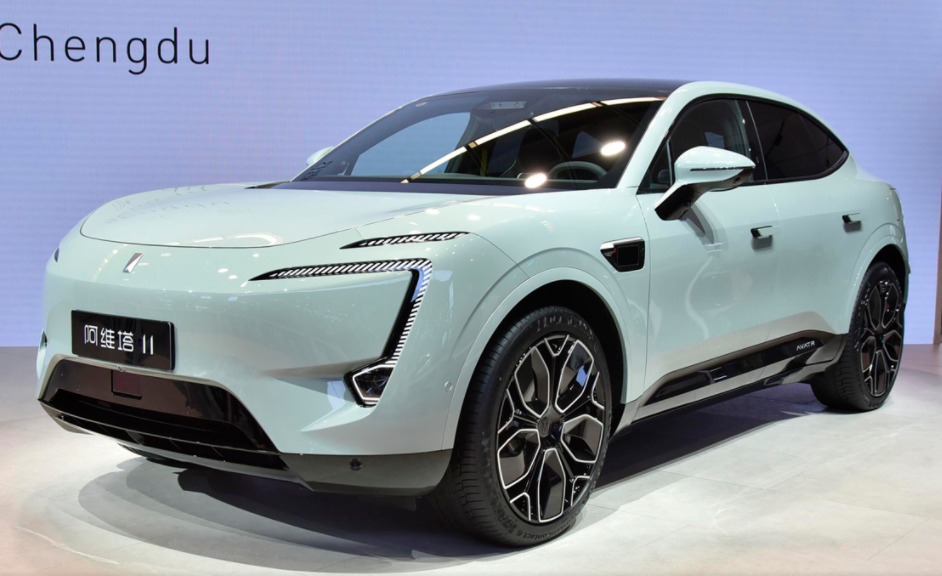 “华为车”很受欢迎？车主说它是“六边形战士”，没想到也有缺点（华为手机一个六边形一个手掌）