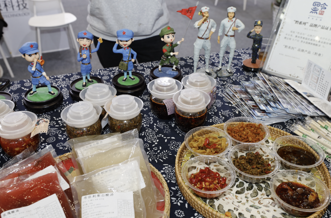 各位战友！想创业不知道从哪儿入手，这里找答案（想创业去哪里找资金）