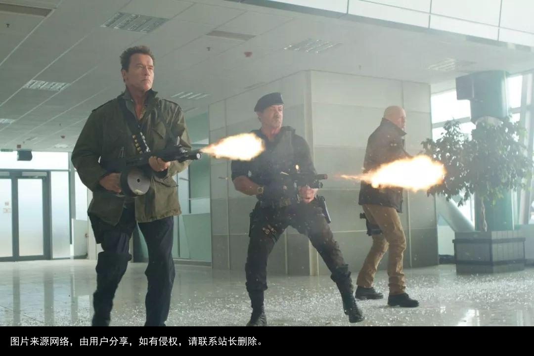 成本98万，上映票房1个亿，这5部硬汉片，每一部都是影史的奇迹