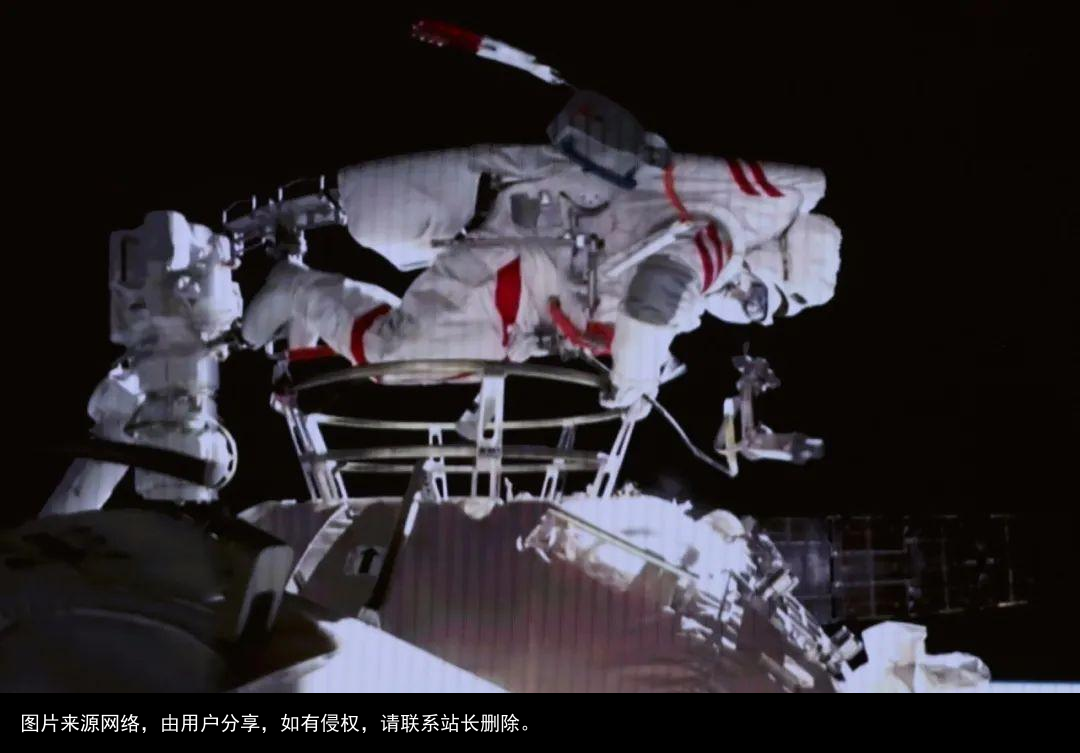 从“我已出舱，感觉良好”，到“我已出舱，感觉良好”