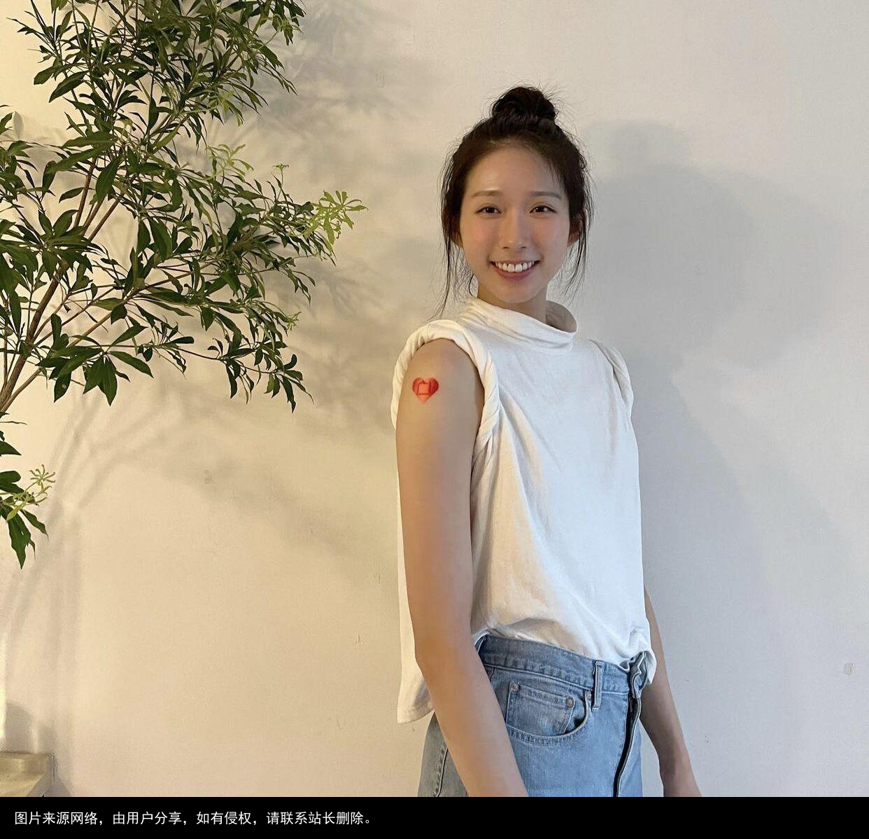 奥运击剑选手撞脸林志玲，白皙长腿太吸睛，身材不输专业超模