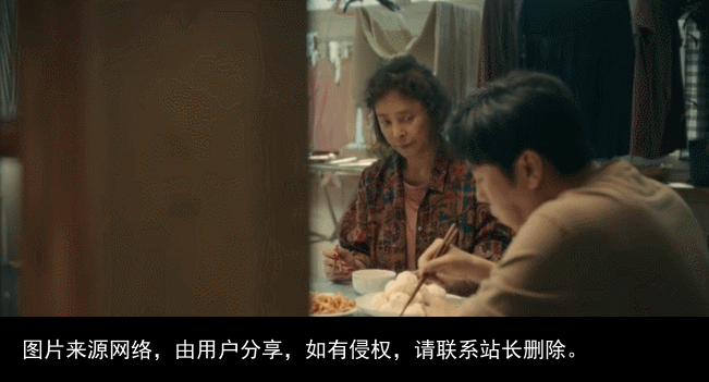 老戏骨火出圈，李勤勤在《亲爱的小孩》中的表演，凭什么这么豪横