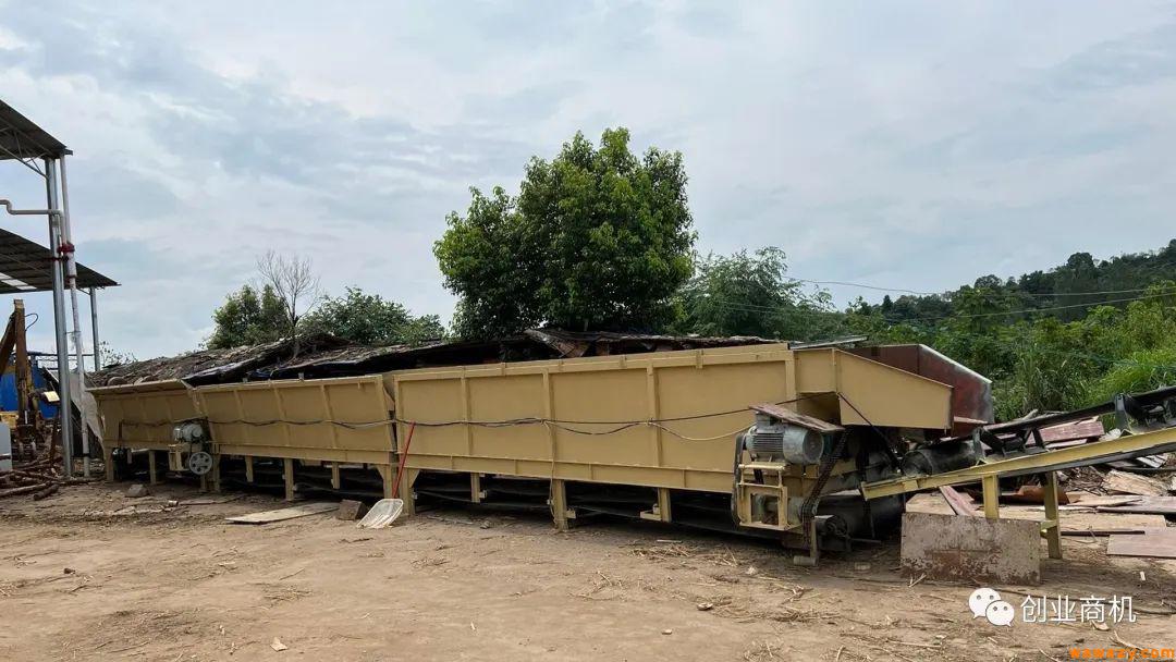 普通人回农村创业，这2个小生意发展前景好，原料充足、销路不愁。