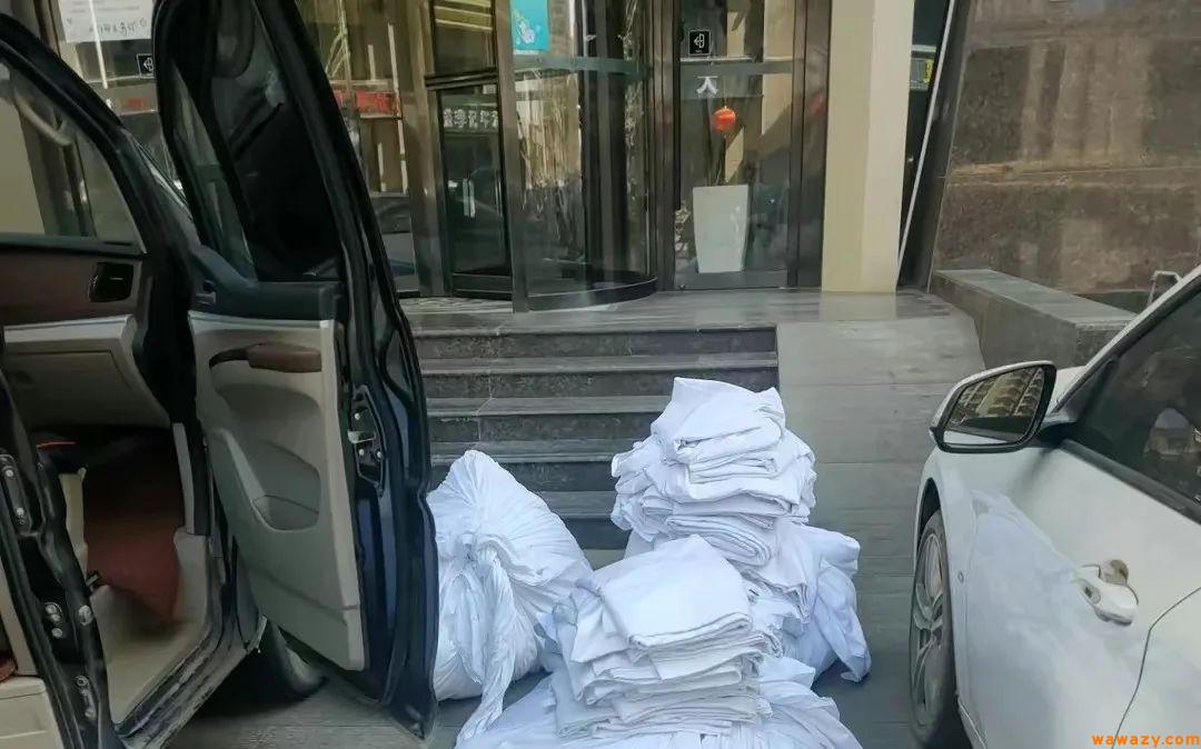 中年人靠这个小商机，1天也能挣1000多，没技术门槛。