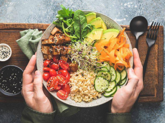 在重庆开健身餐店利润有多大?万没想到纯利这么高