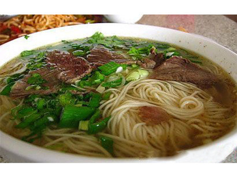 牛肉拉面馆一年能挣多少钱?万万没想到年赚这么多