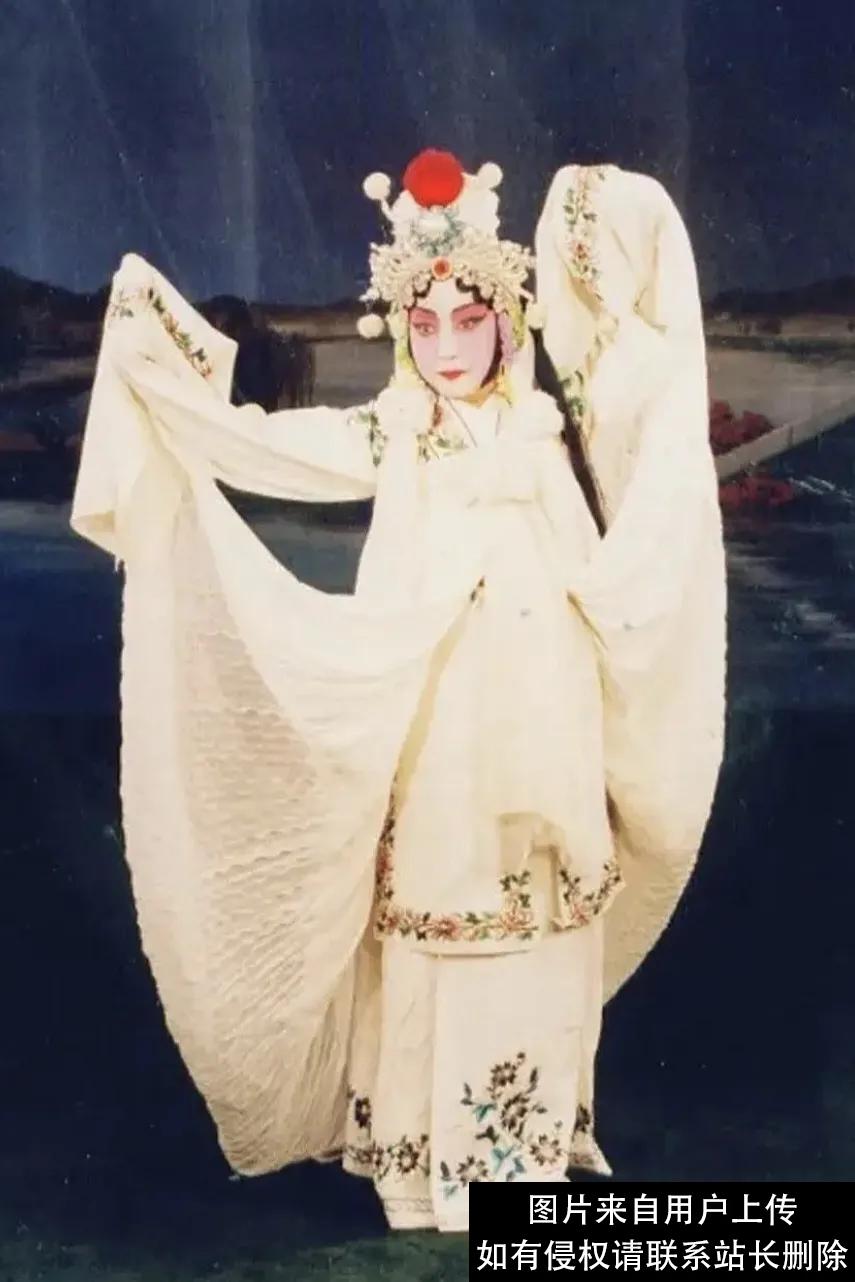 杜近芳“十大名剧”掠影