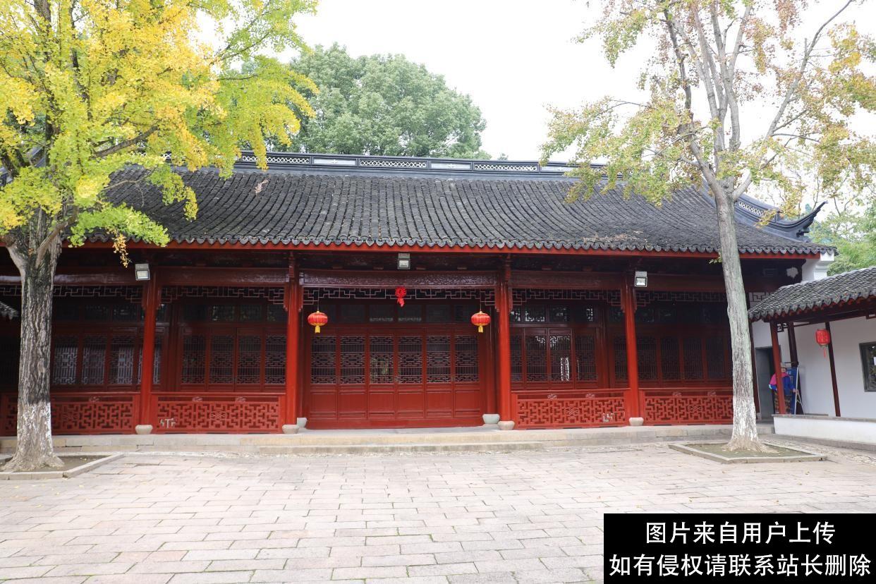 红楼梦中的青浦大观园，是一个红楼文化的参观和游览之地