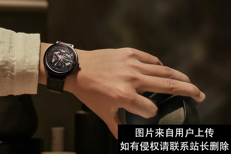 反人类设计的腕表，狠烧智商的，时间我都看不懂了