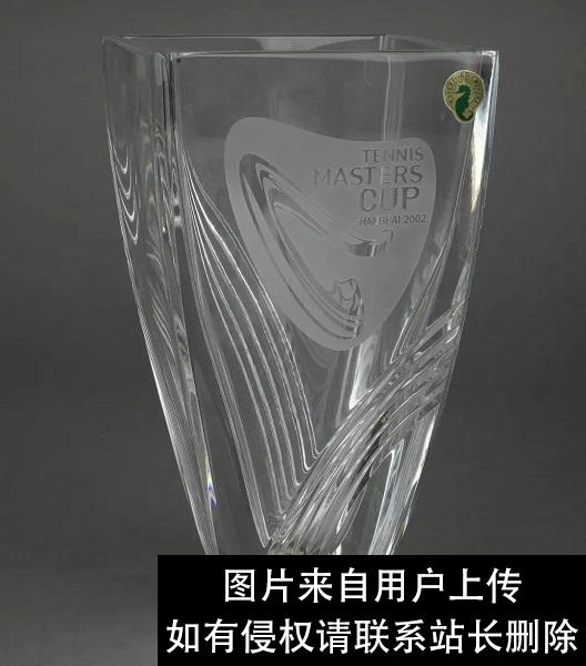 你知道第一个奥运会球类项目冠军出自哪个项目？