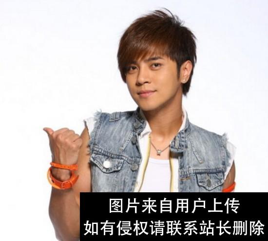 明星真实身高惊呆你！ 何炅1.67米郭敬明1.47米