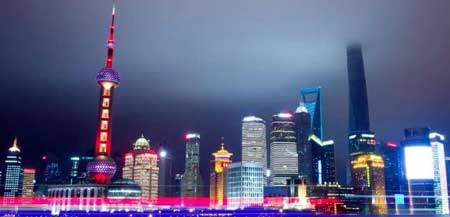 2025别去上海是什么梗？2025年为什么不能去上海？-00后没有中年命