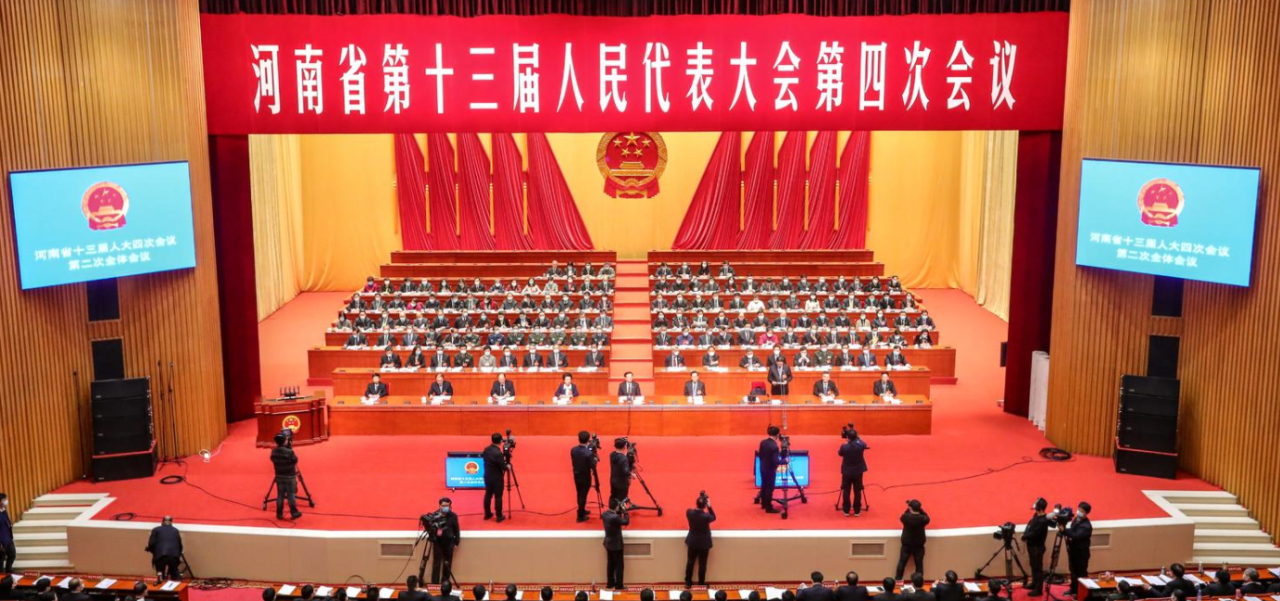 曾经掌掴秘书长的市委书记，提前过上退休生活，涉事三方都输了-张战伟履职