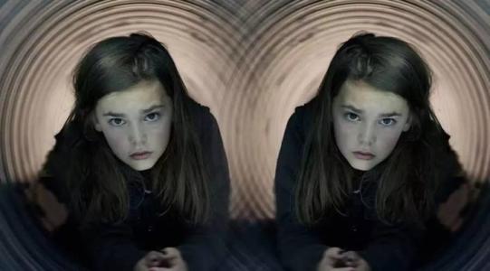 这个上帝真的是混蛋到家了，竟然逼得自己的女儿离家反抗自己（混蛋天神）