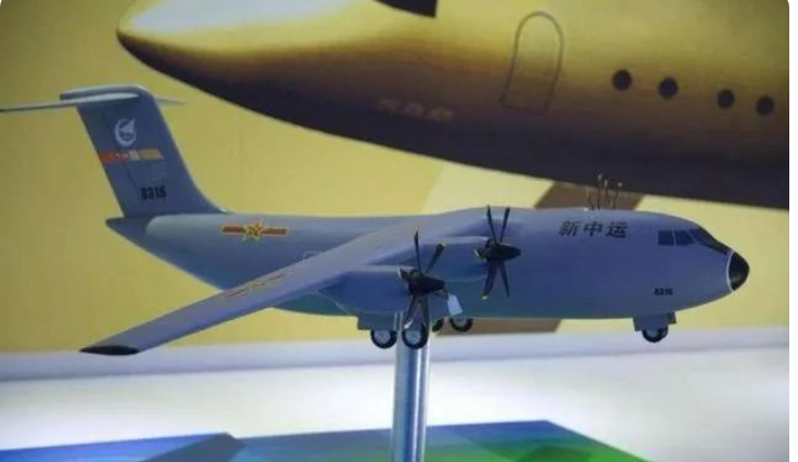 运-30来了！我国新一代战术运输机，运载量35吨，起飞重量超80吨-运30 运20