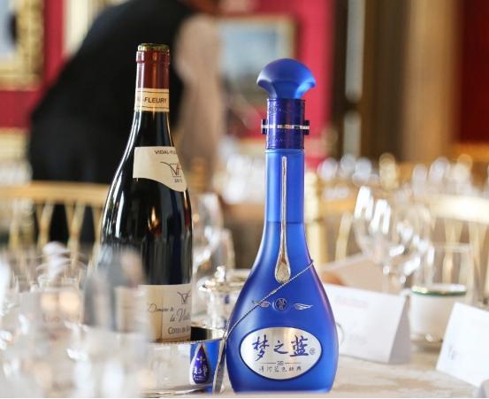 洋河天之蓝梦之蓝海之蓝哪个贵，都是洋河酒，海之蓝、天之蓝、梦之蓝有啥区别？弄懂再喝也不迟