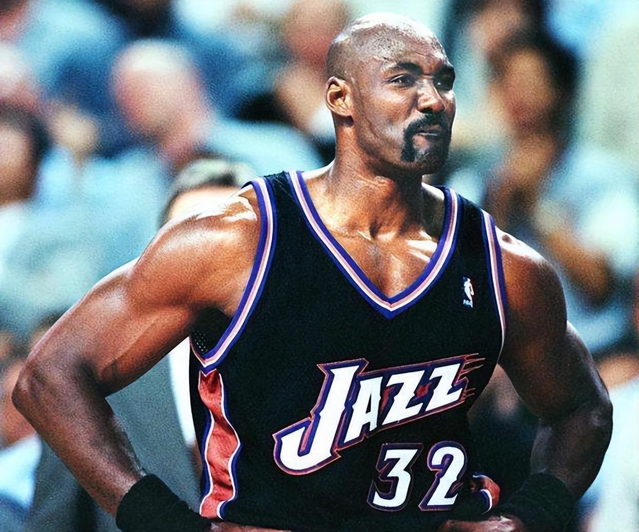 伯德和乔丹的故事，NBA最杀人诛心的5句垃圾话，伯德嘲讽拉满 乔丹名言成专属