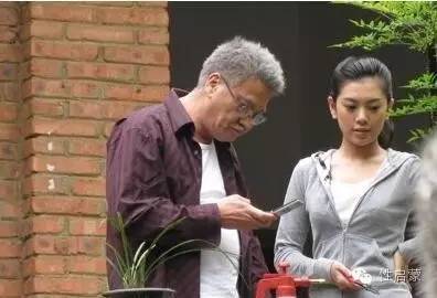 吴孟达老婆侯珊燕几岁结婚的，吴孟达老婆侯珊燕资料及照片 吴孟达有几个老婆