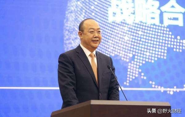 中国农商银行领导班子，人均薪酬35万的青农商行，王锡峰将掌舵，曾是中行分行行长