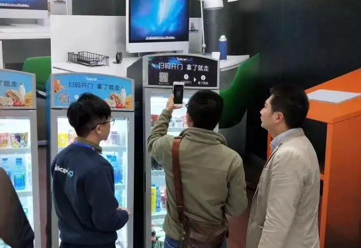 大一学生借10万创业，为2000多人解决就业问题，如今盈利千万