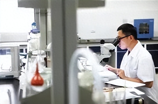 人工智能专业以后的就业方向，人工智能专业就业4大方向一览，未来都无可限量，你中意哪一个？