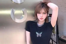 周扬青家有多大，周扬青家庭背景曝光，父亲是身价几百亿，姥姥北京住四合院